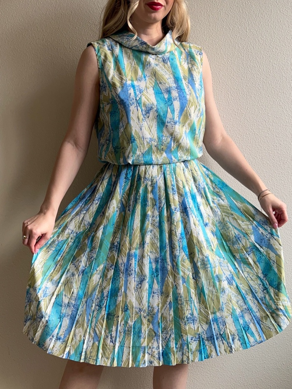 Vintage 1960s Teal and Sage Abstract Print Dress (M)